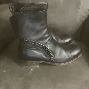 Rare! Varvatos Boots. Side Zip Rocker all leather